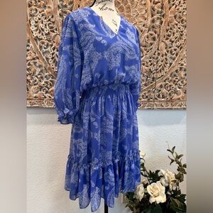 Just…Taylor Blue & White Paisley Fit & Flare Dainty Midi Dress- size 6